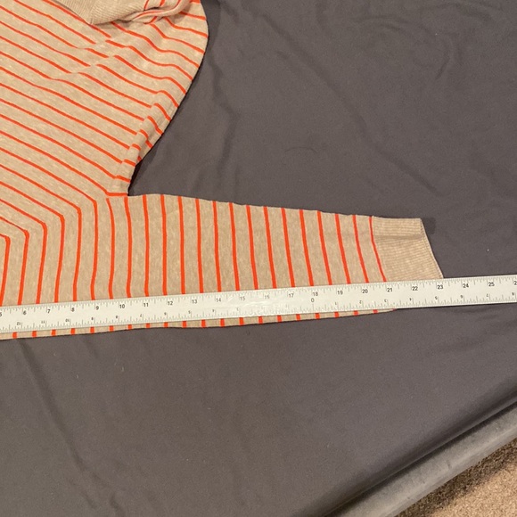 Madewell Striped Beige & Bright Orange Striped light sweatshirt. Very Cute! - Picture 13 of 14